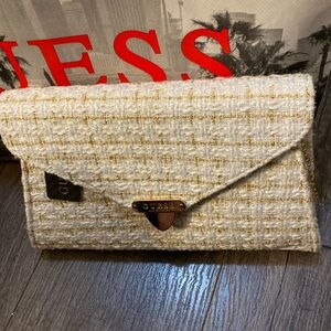 Guess small gold thread cream small shoulder bag hood chain